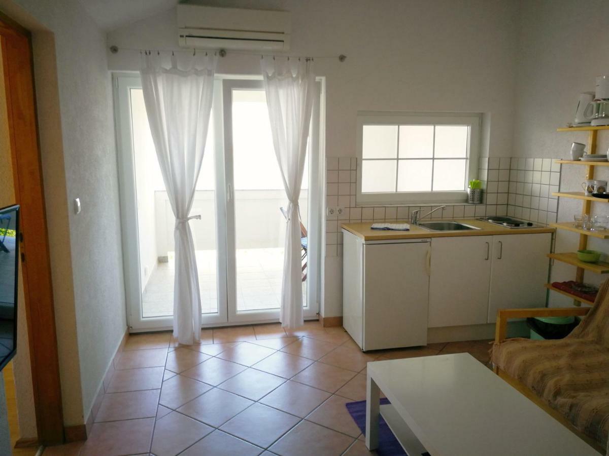 Family Friendly Apartments Island Rab Kampor Εξωτερικό φωτογραφία