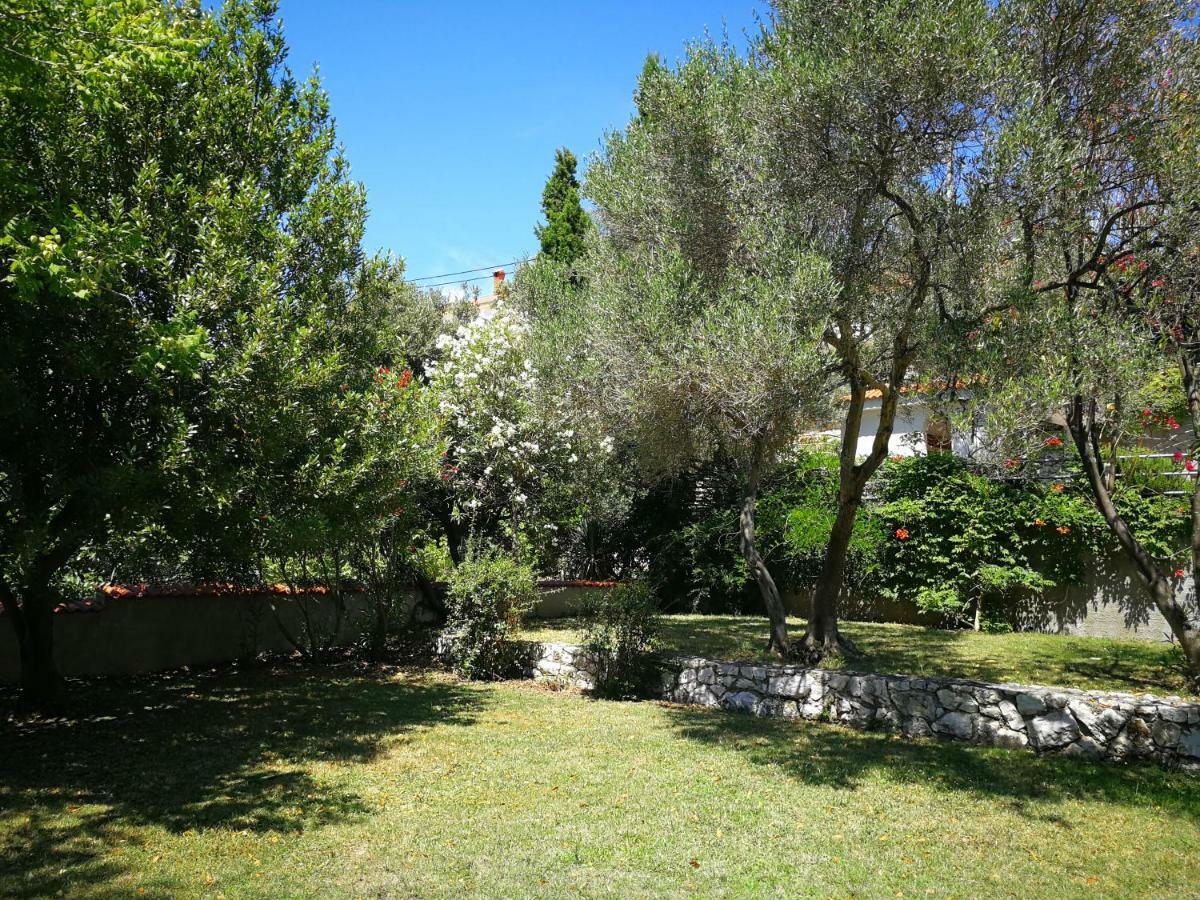 Family Friendly Apartments Island Rab Kampor Εξωτερικό φωτογραφία