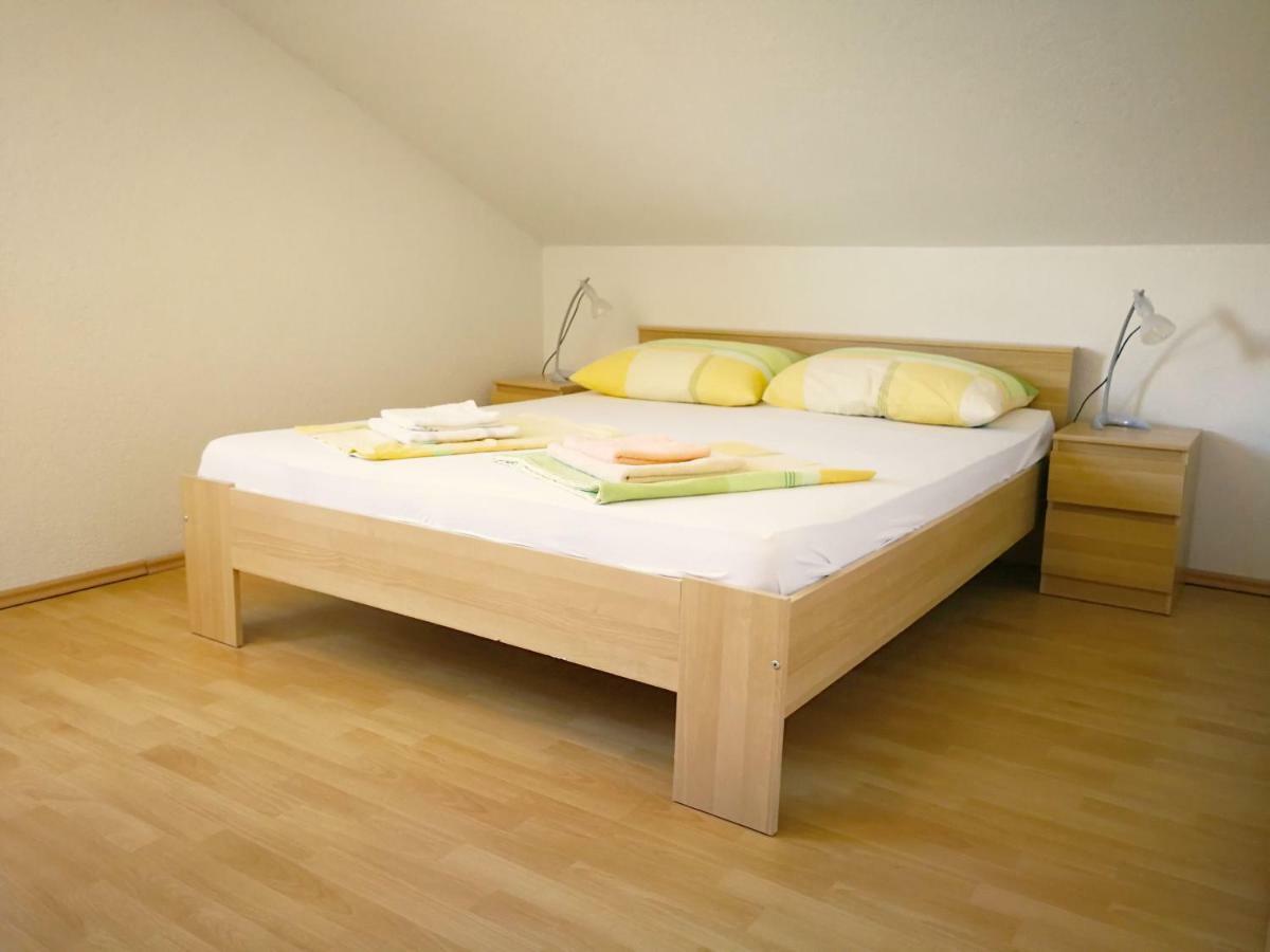Family Friendly Apartments Island Rab Kampor Εξωτερικό φωτογραφία