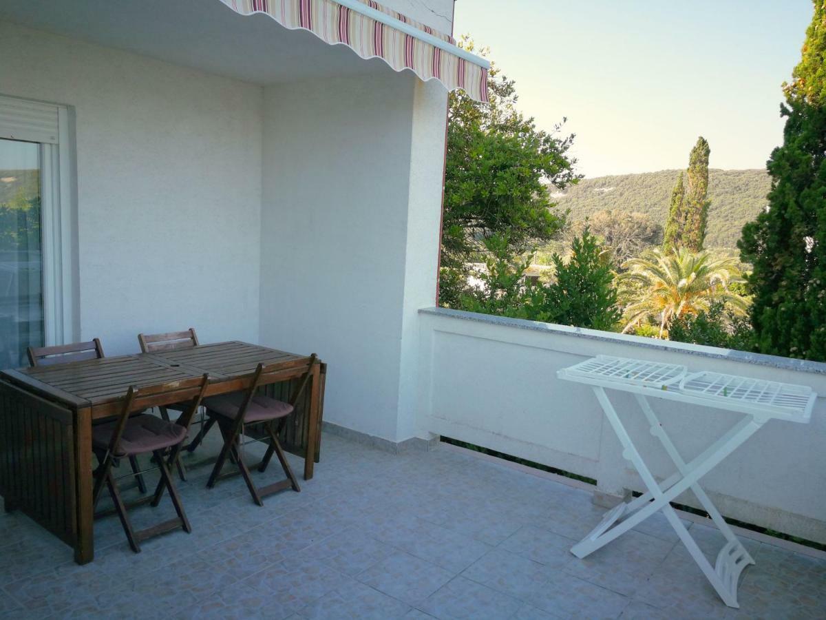 Family Friendly Apartments Island Rab Kampor Εξωτερικό φωτογραφία